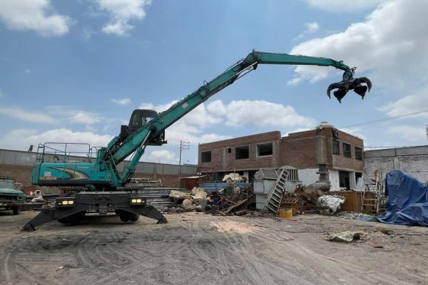 Manipulador de Chatarra Kobelco HK-350